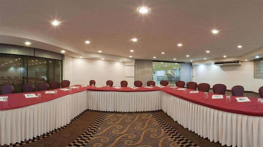 Holiday Inn Express Toluca By Ihg Luaran gambar